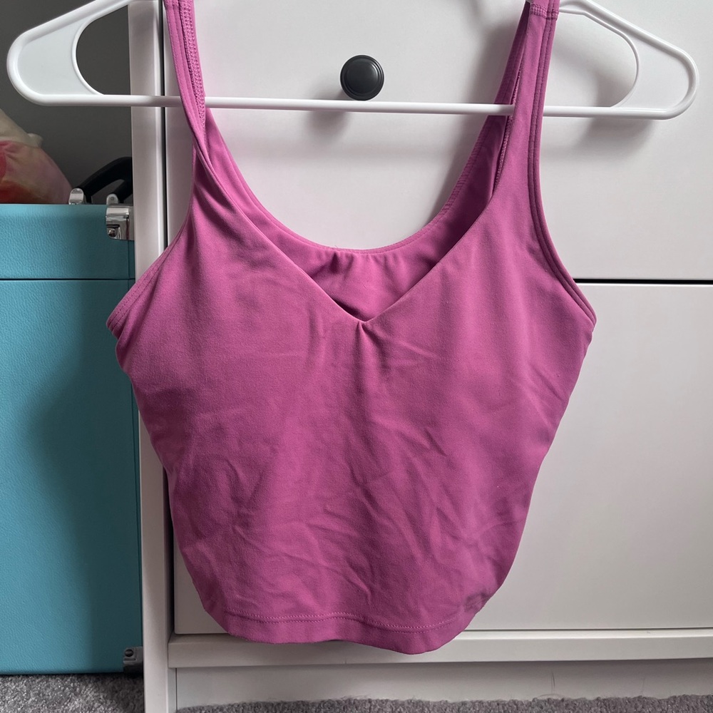 size four pink blossom lulu lemon align tank       DM IF INTERESTED ‼️‼️‼️